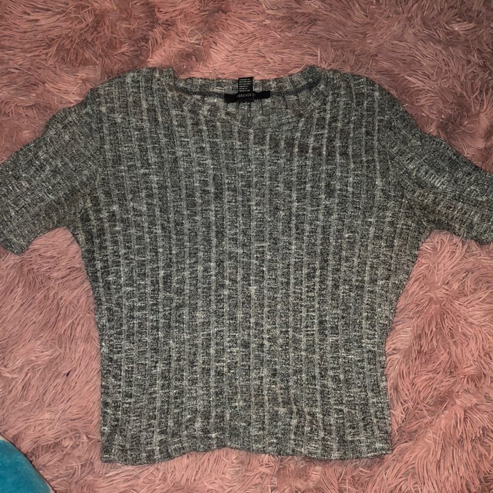 Forever 21 gray marled crop tee